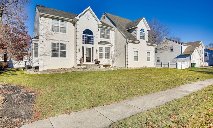 Egg Harbor Township House | Egg Harbor Township Home: 11 Mi to Boardwalks!