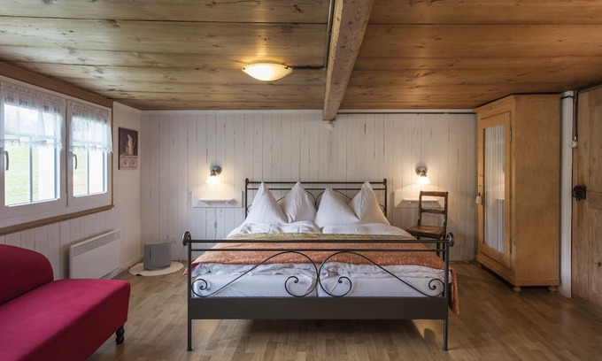 Alt Sankt Johann House | Landhuus Toggi 6-room holiday home right next to the slopes