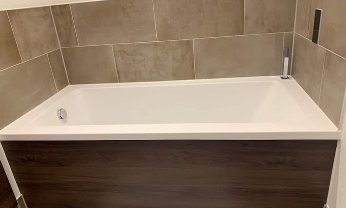 Harlow Apartment | Lovely 2 bedroom apartment with 2 minute's walk to Harlow station. Beautiful!
