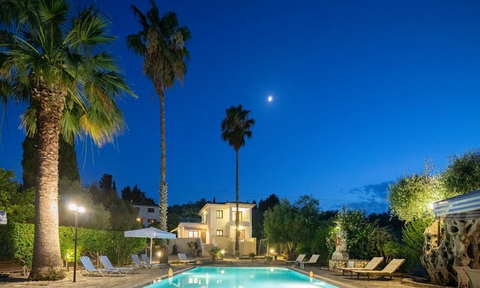 Agios Spyridon Corfu Villa | Villa Lianolia in Pelekito Corfu