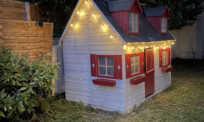 Saint-Cloud Villa | Villa Suzanne - Les Demoiselles à Versailles