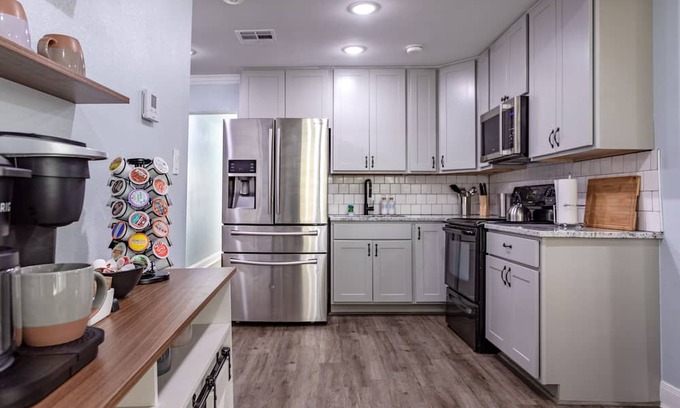 Waco House | Waco Rustic Retreat < 3mi to Magnolia/Baylor