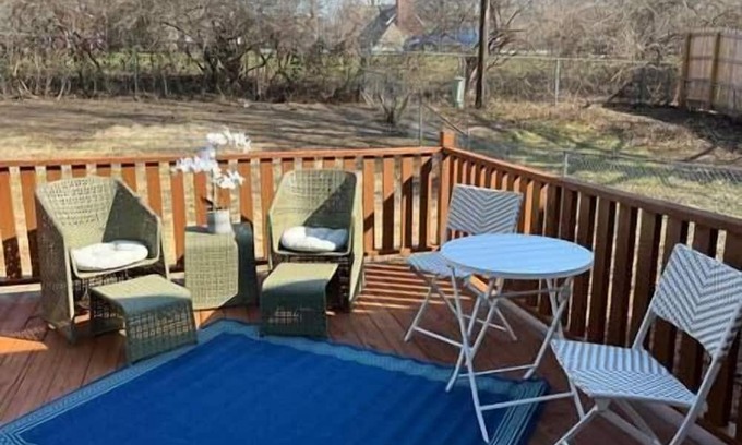 Merriam House | Pet-Friendly Home - 2 miles to downtown KC