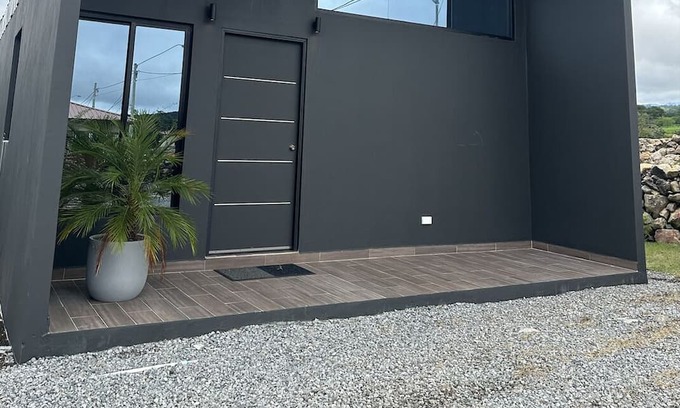 Alto Boquete Cabin | Cabaña Campestre única tiene su propio estilo y un ambiente romántico