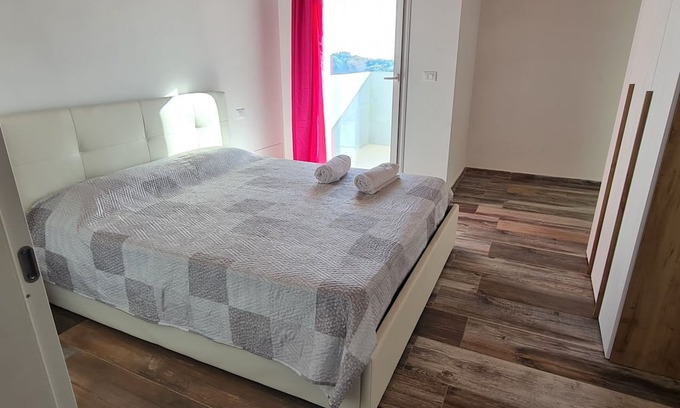 Cappelle sul Tavo Bed & Breakfast | Vrbo Property