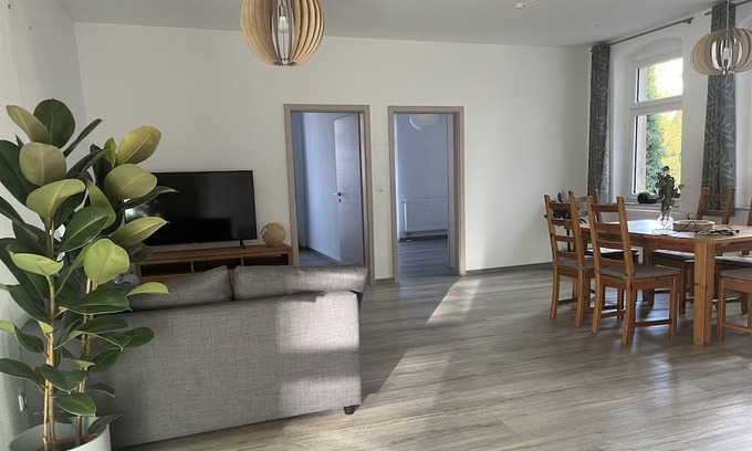 Bahnhofsvorstadt Apartment | Unsere Bergstadtwohnung Liegt in Zentraler Lage von Freiberg mit Parkplatz