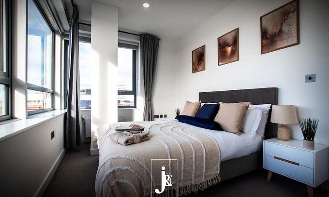 Bracknell Apartment | Pearl of Bracknell - One bedroom