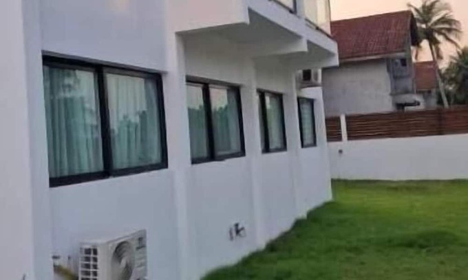 Drogba Beach Villa | Villa Mondoukou,grand-bassam :éléphant House