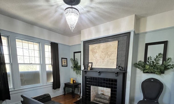 New Castle House | Enchanting Vintage Estate minutes from the interstate and airport