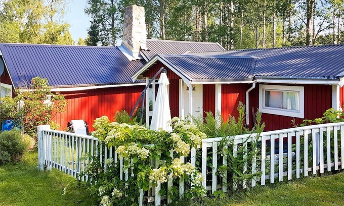 Bodarne House | 4 star holiday home in SÖDERALA