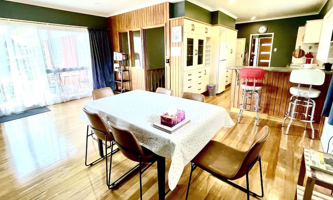 Springfield House | 7mins to the supermarket, tidy&lovely home like yours in Springfield