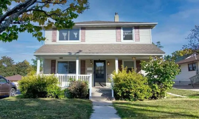 St. Paul Apartment | The Empower House