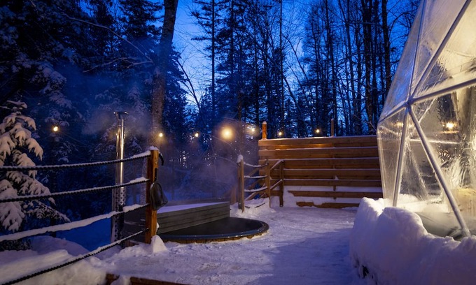 Sainte Rose du Nord Ski Chalet | River/Wooden Hottub Dome in Nature