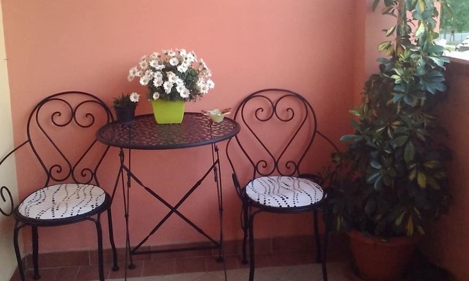Battifolle Apartment | 'La Casa Dell'artista' a 10 Minuti dal Centro di Arezzo in Tranquilla Periferia