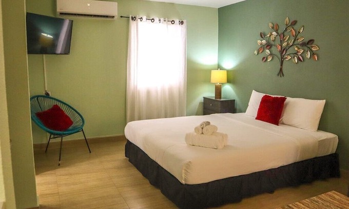 Tamuning Apartment | Beachfront Studio - Unit 206 Ocean Villa