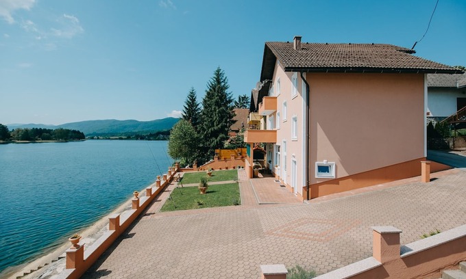 Ogulin Apartment | One bedroom apartment with terrace Sabljak Selo, Gorski kotar (A-21683-b)