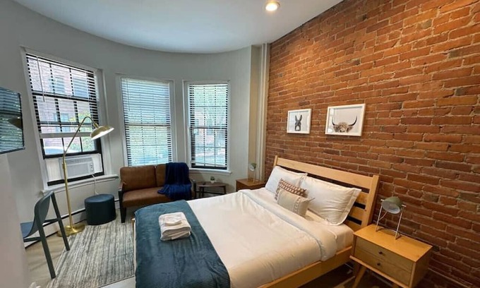 Prudential - St. Botolph Apartment | Serene Studio with Cozy Atmosphere