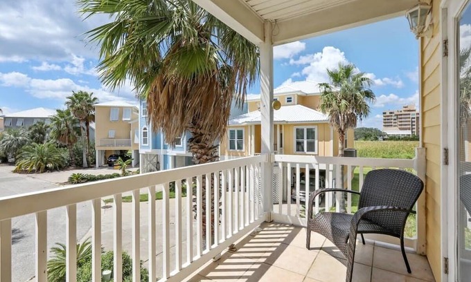 Gulf Shores House | Blue Lagoon Beach House