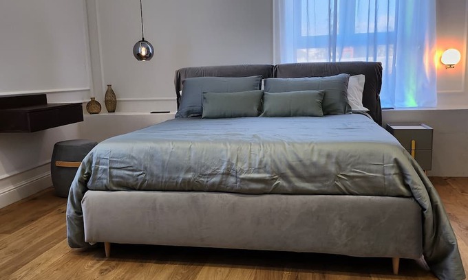 Ercolano Bed & Breakfast | Vrbo Property