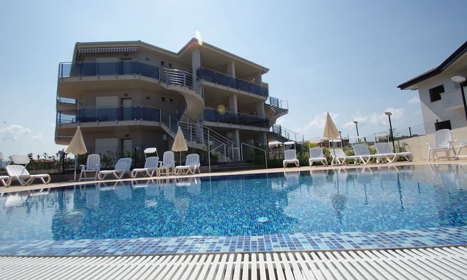 Localita Piana di Vadi Apartment | Apartment In Residence With Pool