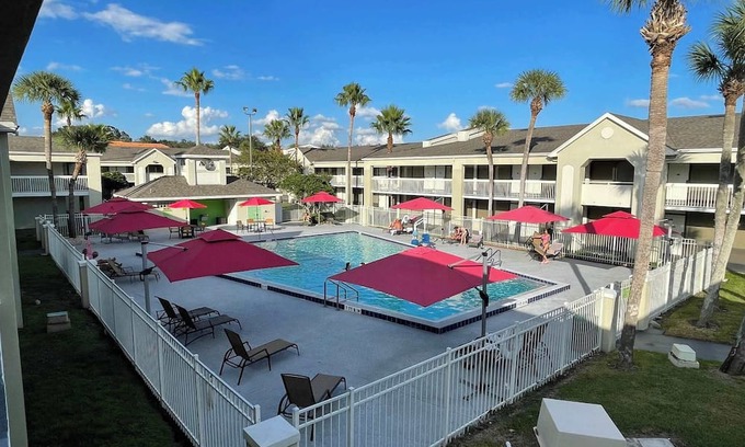 Kissimmee Apartment | Newly Room in cozy hotel with Super location Parks