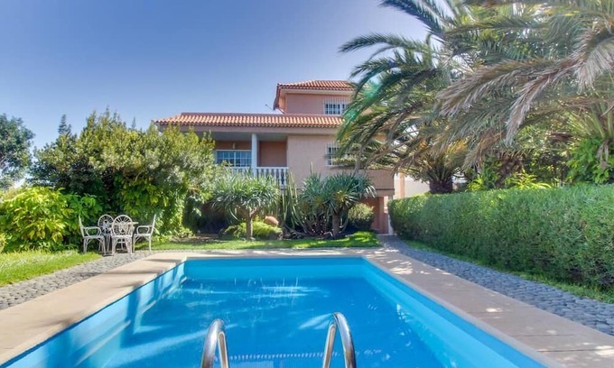Arafo Villa | Villa Morera with Mountain View, Pool, Fast Wi-Fi, Garden & Terrace; Parking Available