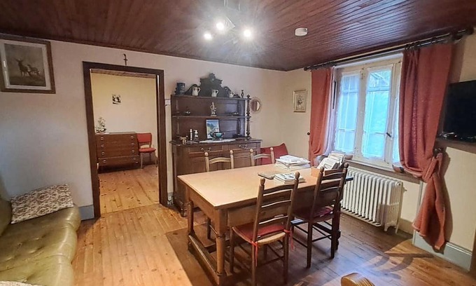 Noailhac House | The banks of the Durenque