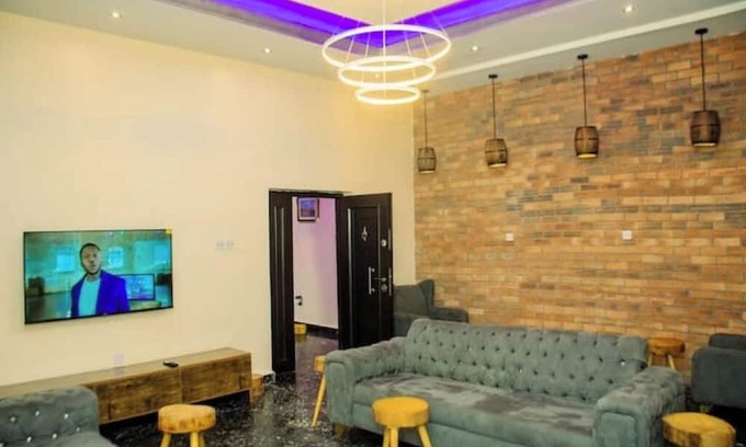 Enugu House | 6BDR Duplex in GRA Near Shoprite & Malls