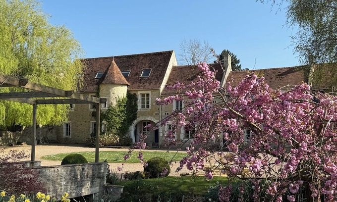 Ernes Other | Ciderpress 6-bedroom house set in 1 hectare of gardens with pool and lake