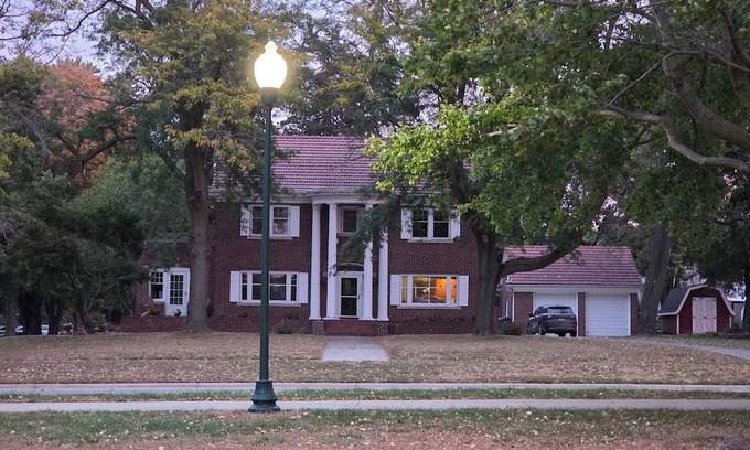 Storm Lake House | Beautiful lakeshore estate. 4 bdrm. Views of the lake from nearly every room!