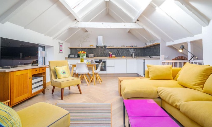 Weybourne Cottage | Mill End is a unique and stylishly renovated two bedroom cottage, just a short walk from the beach a