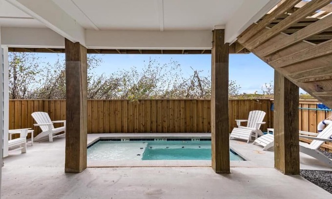 Port Aransas Apartment | Coastal Retreats Collection