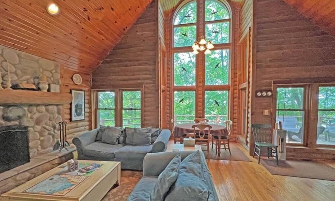 Kelleys Island House | Lakeview Stress Relief - 4 Bdrms/3 Baths