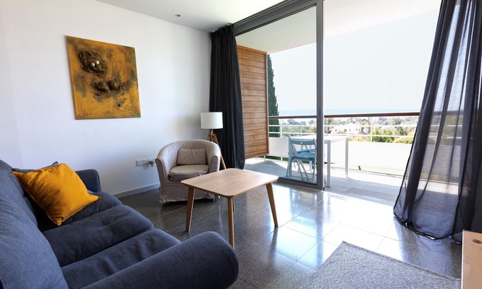 Pentakomo Apartment | Eurythmia | One-Bedroom Apartment, Art by PraXis Apartments