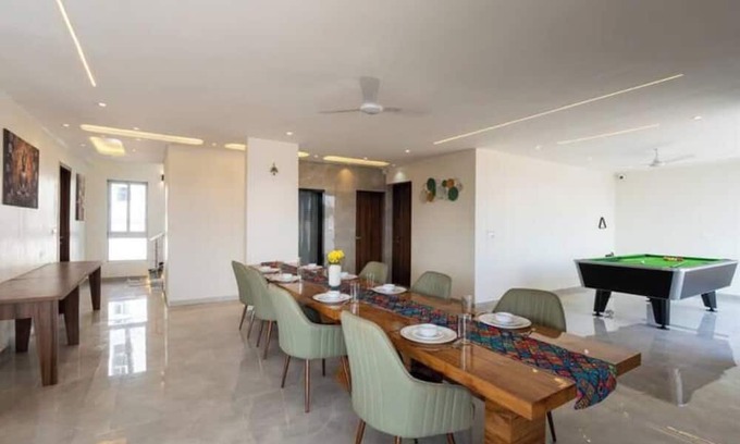 Lonavala Villa | 6BHK Delight -Mountain View/Steam Room/CricketTurf