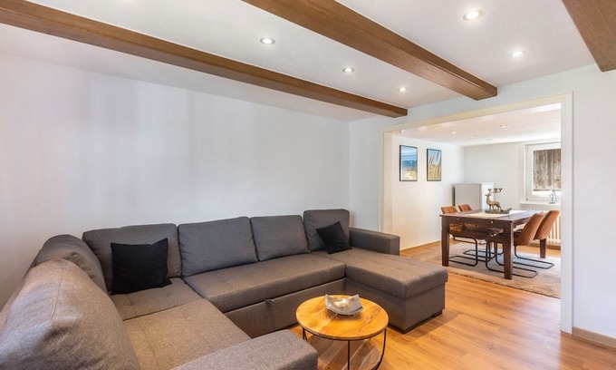Gellinghausen Apartment | Apartment 'Bödefeld' with Shared Terrace, Private Garden and Wi-Fi