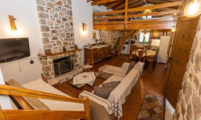 Ermionida Cottage | Demis and Sofias cozy House with indoor fireplace