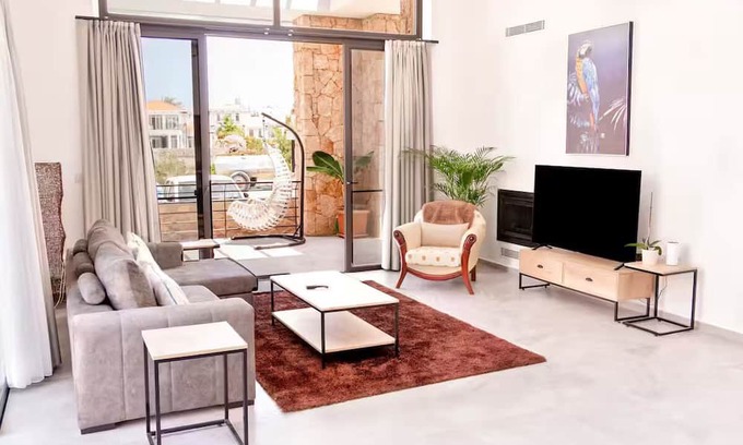 Agios Nikolaos Villa | Charming 3-bedroom villa with fitness room and AC in Agios Nikolaos