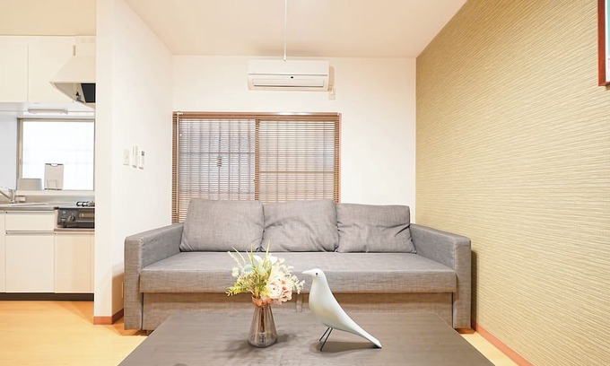 Akasaka Villa | Experience life in a private old private house in the heart of Tokyo｜3 bedrooms, 5 beds｜Excellent access to Akasaka, Roppongi, Ginza, Aoyama, Harajuku, Imperial Palace｜with private workspace
