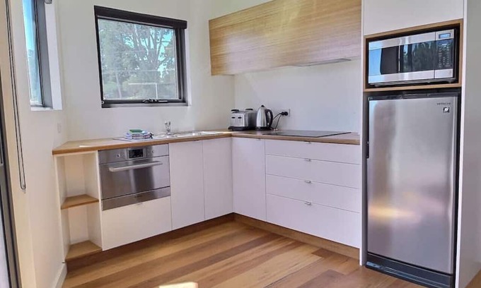Beechworth Condo | Lake View Retreat Beechworth