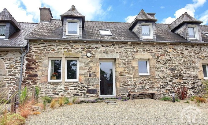 Le Haut-Corlay House | De la Fontaine - René