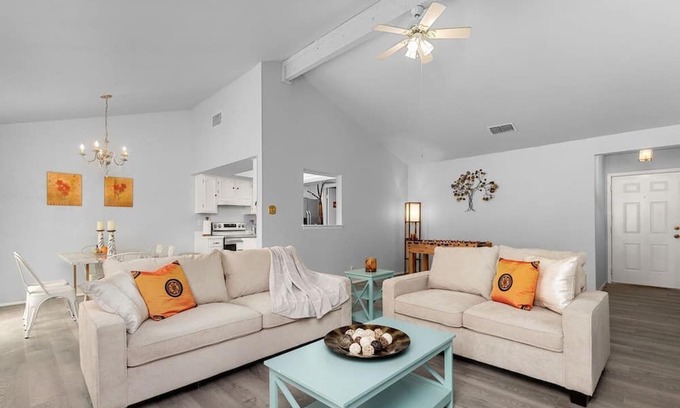 San Antonio House | 6718 Family vacation home medical center san antonio