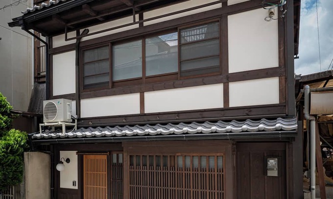 Nishijin House | Traditional House in the center of Kyoto