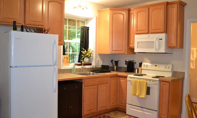 Morganza Apartment | Walkout basement in Southern Maryland near PAX
