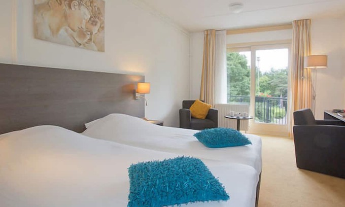 De Bult House | Relaxing Scenic Stay | Near Giethoorn & De Wieden Nature Reserve | Pet Friendly