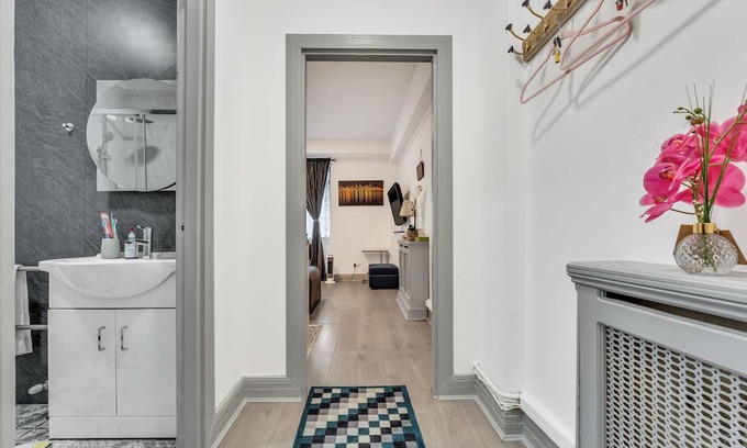 Bryanston and Dorset Square Apartment | Central London, near Oxford Street, Hyde Park, Mayfair, late check-in