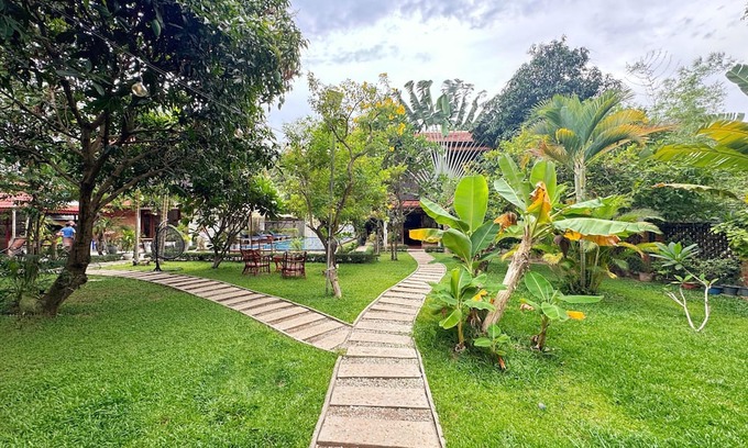 Siem Reap Villa | Sala Noble Two-Villa Retreat with 6-Bedrooms in Siem Reap-Share Swimming Pool