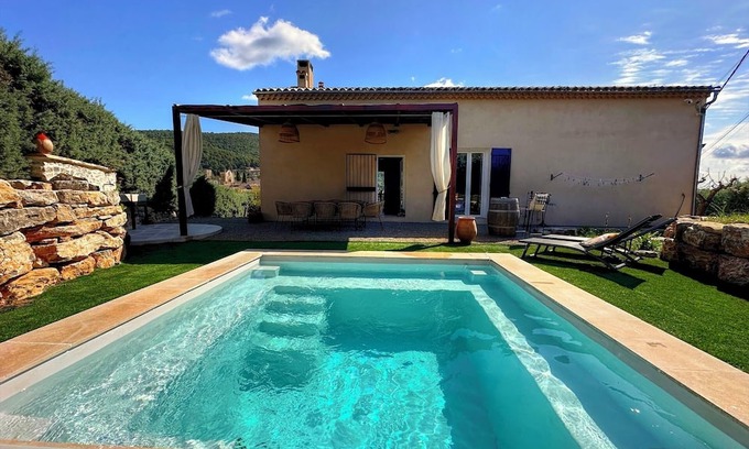 Aups Villa | Superb Marthe villa with swimming pool 2 minutes' walk from the village! Aups.