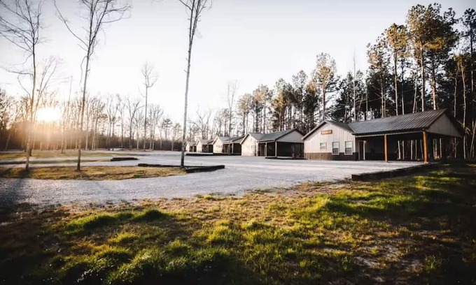 Wilsonville Cabin | Cabins of Lay Lake at Beeswax Cabin #3