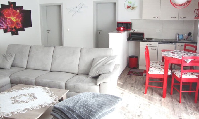 Bad Salzungen Apartment | Apartment '3' with Wi-Fi